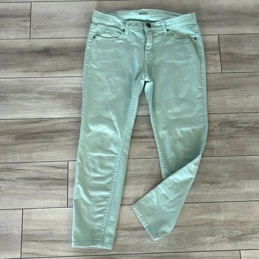 Urban Outfitters BDG mid rise twig grazer jeans size 30 aqua